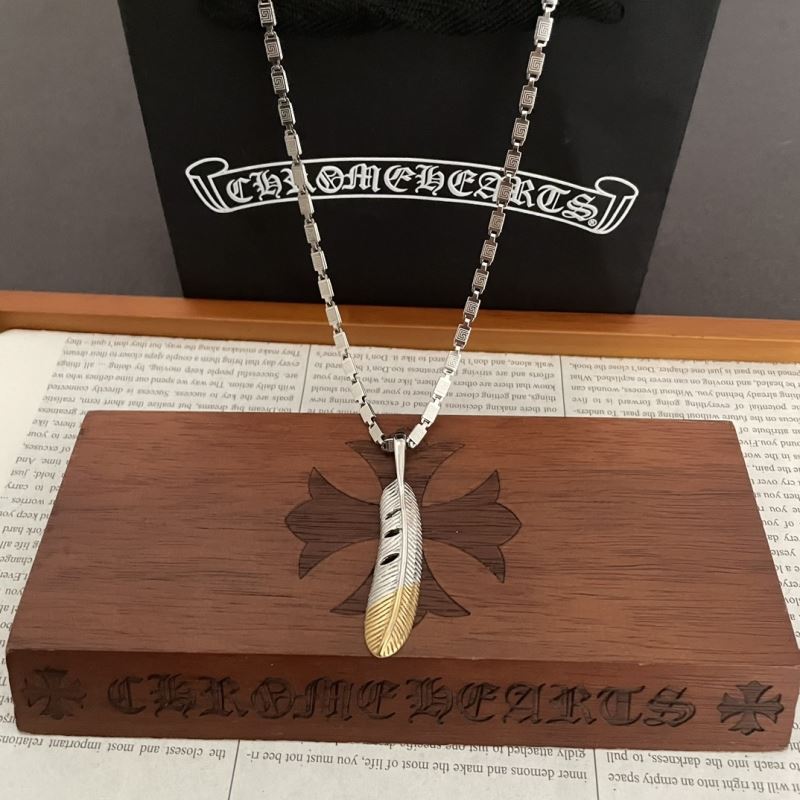 Ch**me He**ts necklaces